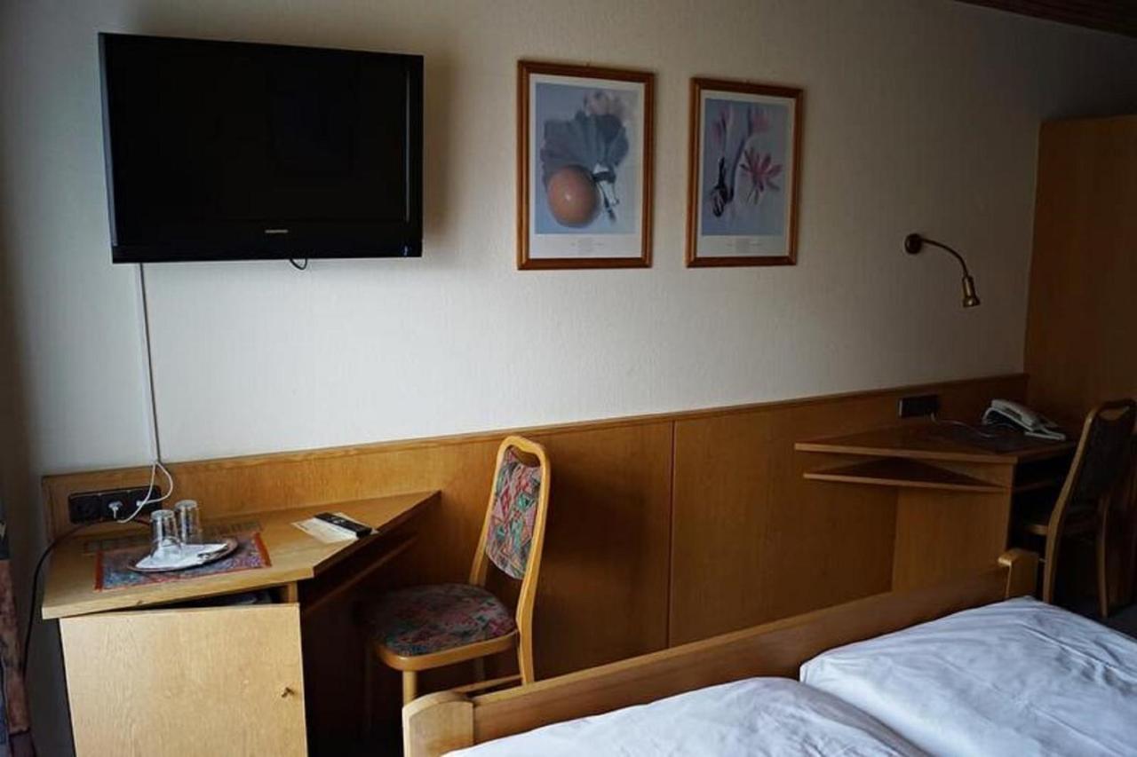 Hotel-Landgasthof Henghuber Roetz Экстерьер фото